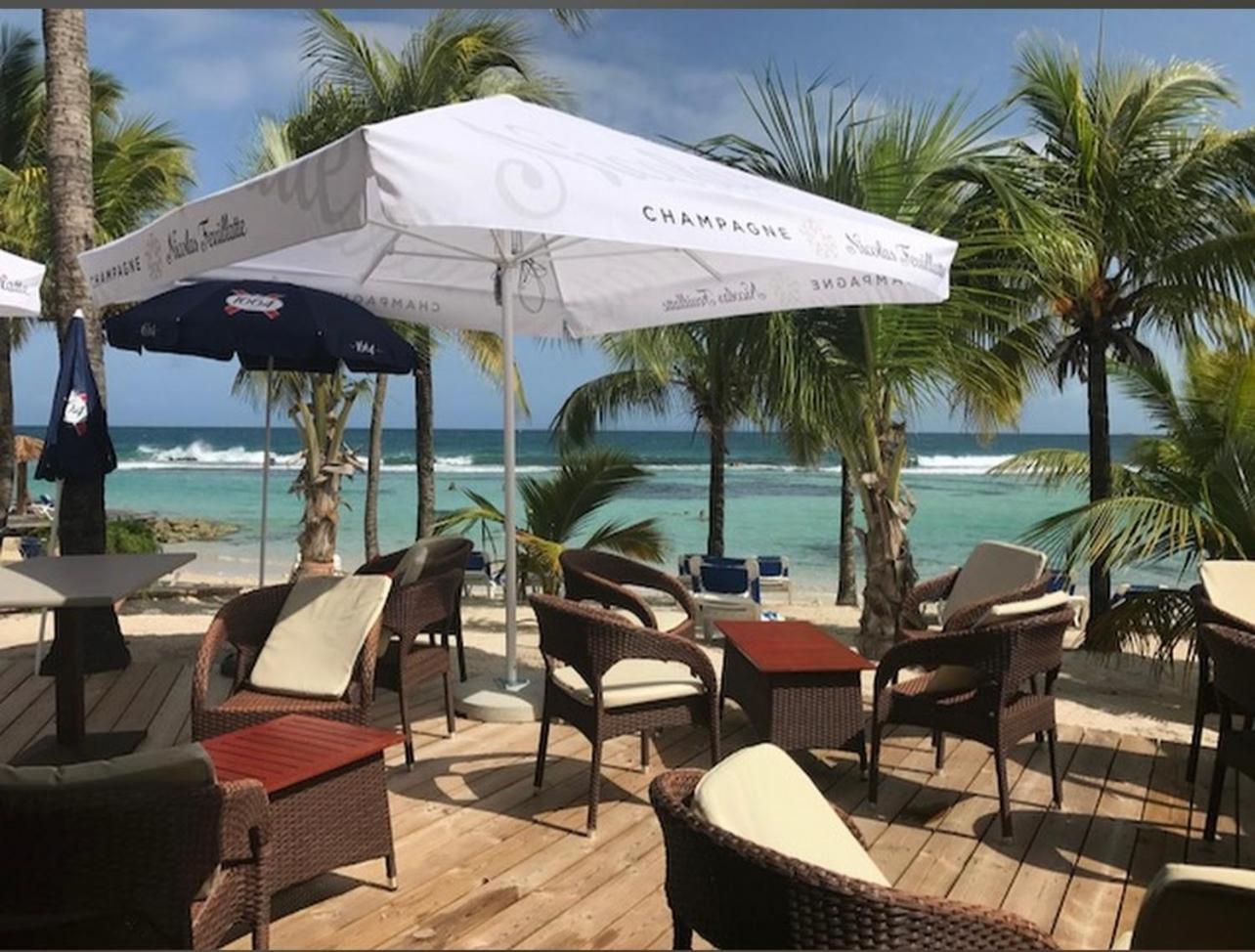 Studio Bord De Mer Avec Piscine - Le Manganao, Saint-Francois Exteriér fotografie