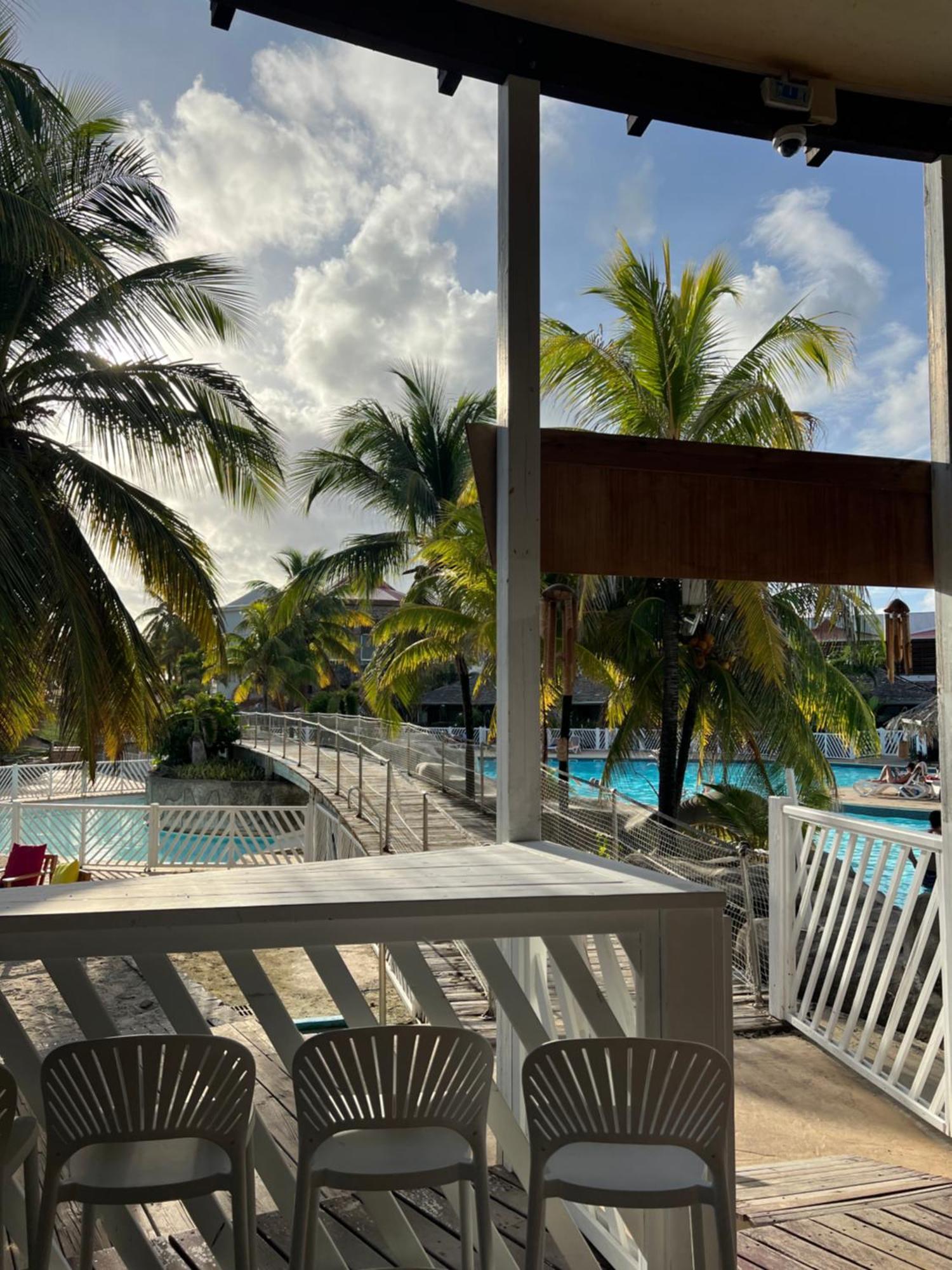 Studio Bord De Mer Avec Piscine - Le Manganao, Saint-Francois Exteriér fotografie