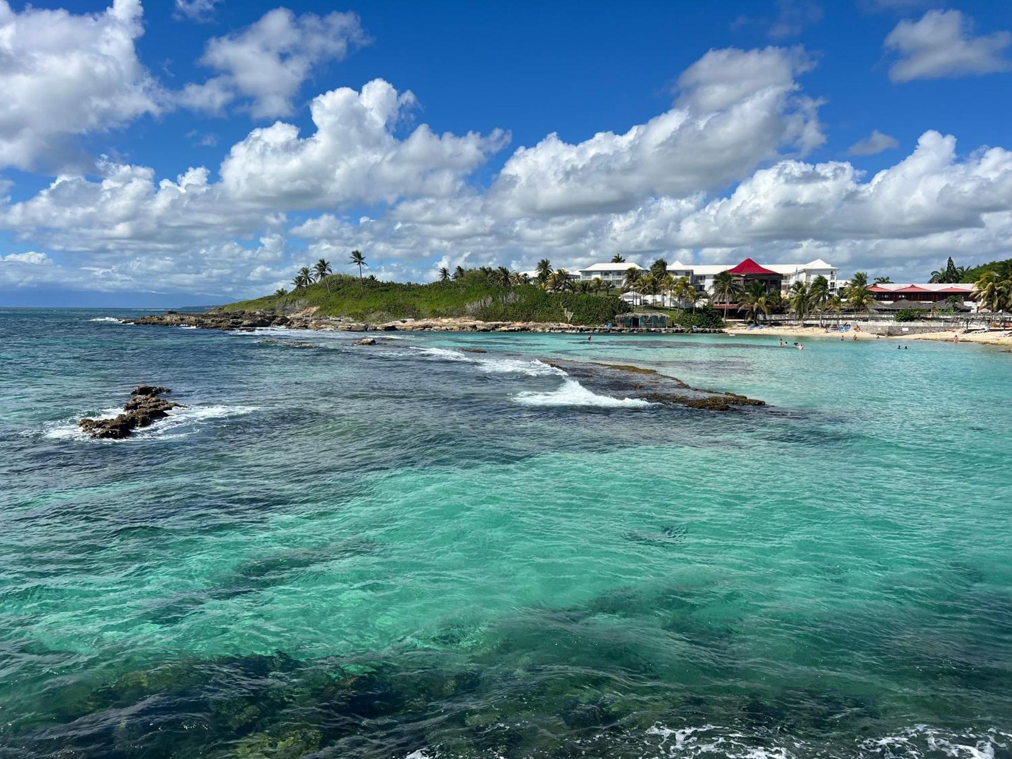 Studio Bord De Mer Avec Piscine - Le Manganao, Saint-Francois Exteriér fotografie